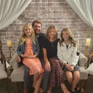 Meet your Posher, Lacey